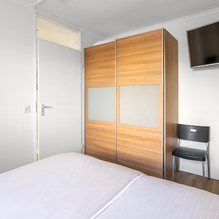 公寓 Appartementencomplex Juliana 136 *